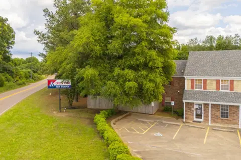 Devon Self Storage Cordova, Tennessee photo 2