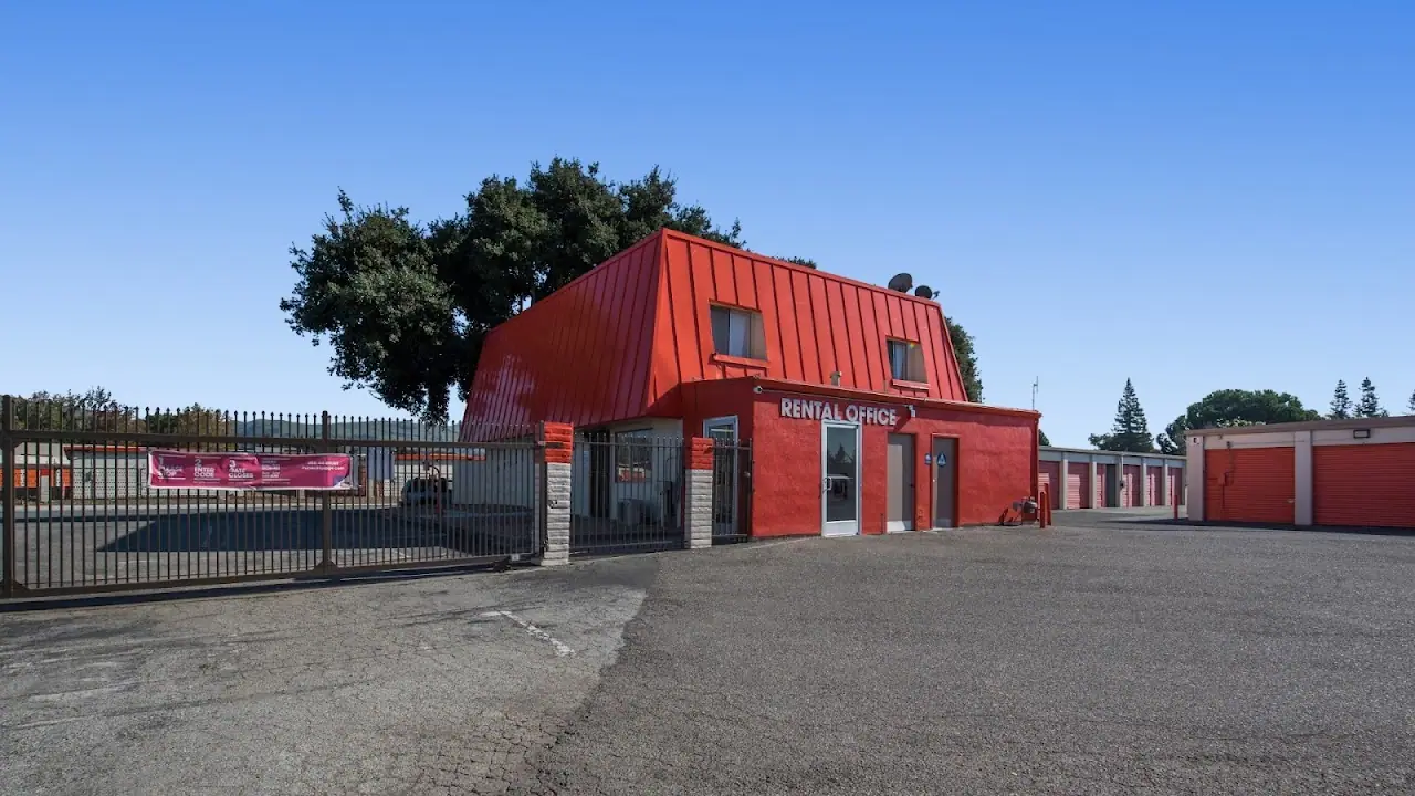 Public Storage, RV storage in Milpitas