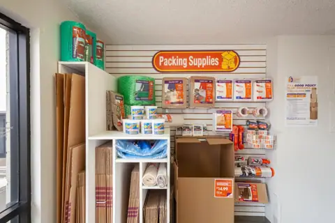 Public Storage photo 2