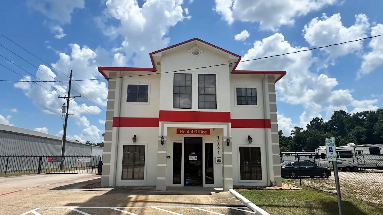Public Storage, RV storage in Conroe