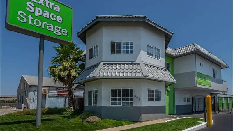 Extra Space Storage, RV storage in Manteca