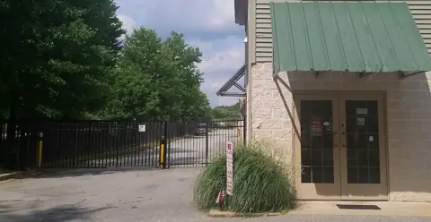 Belle Hill Self Storage photo 2