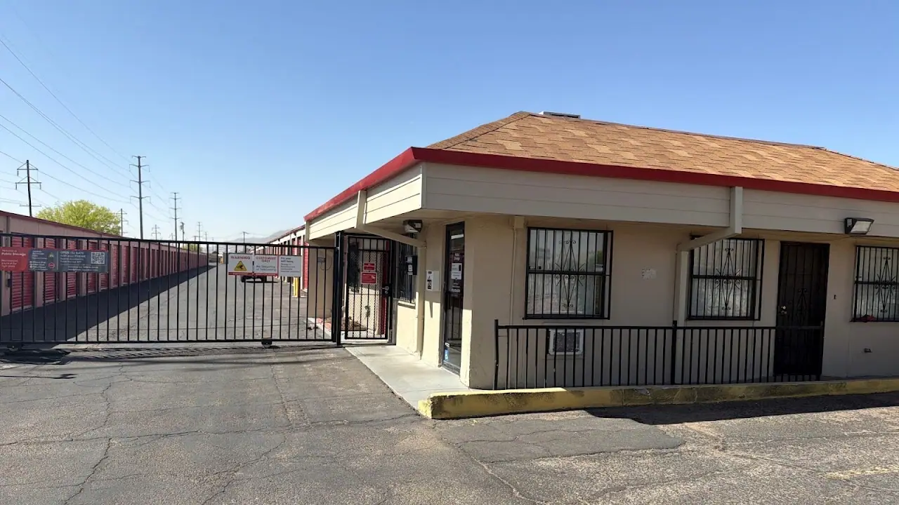 Public Storage, RV storage in El Paso