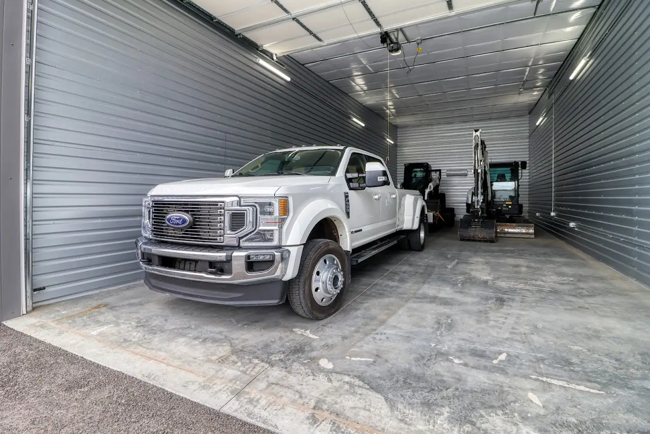 LuxeLocker Premium Storage, RV storage in Sparks