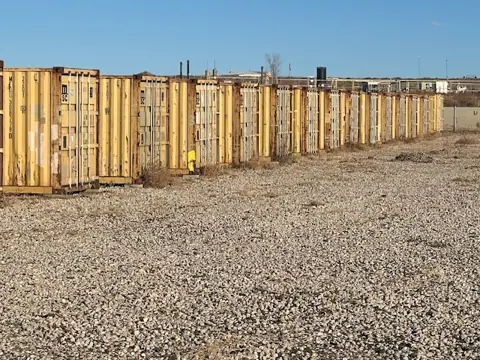 66&85 Storage photo 3