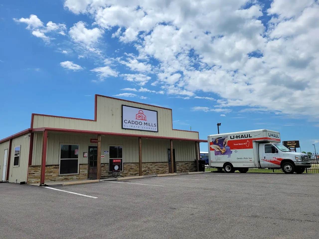 Caddo Mills Climate Storage, RV storage in Caddo Mills