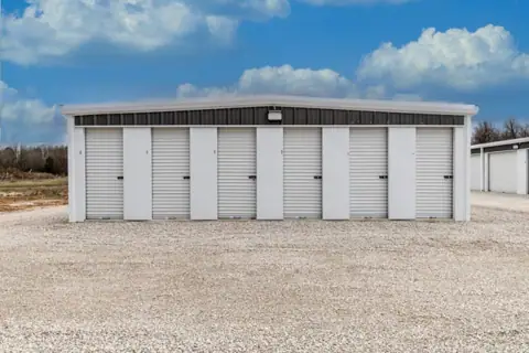 Strafford Storage photo 3