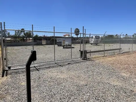 Santa Cruz Valley Boat and RV Storage photo 2