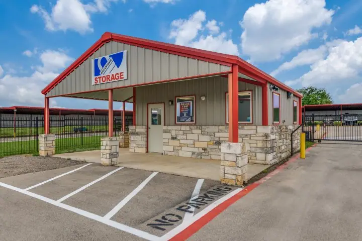 Advantage Storage - Boat & RV, RV storage in Granbury