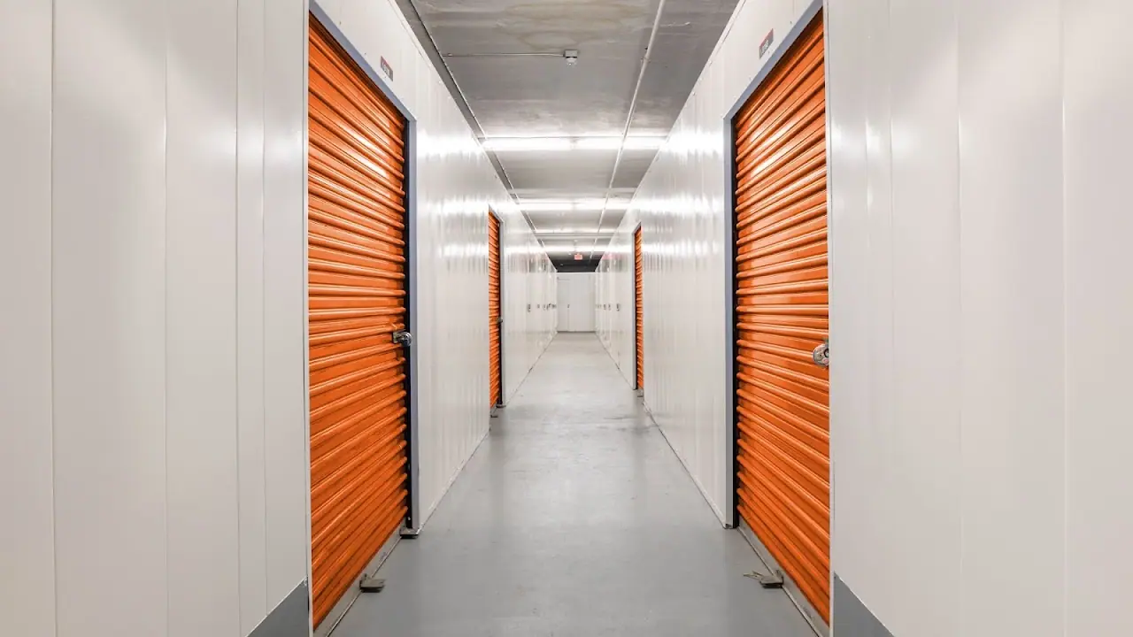 Public Storage, RV storage in Long Beach