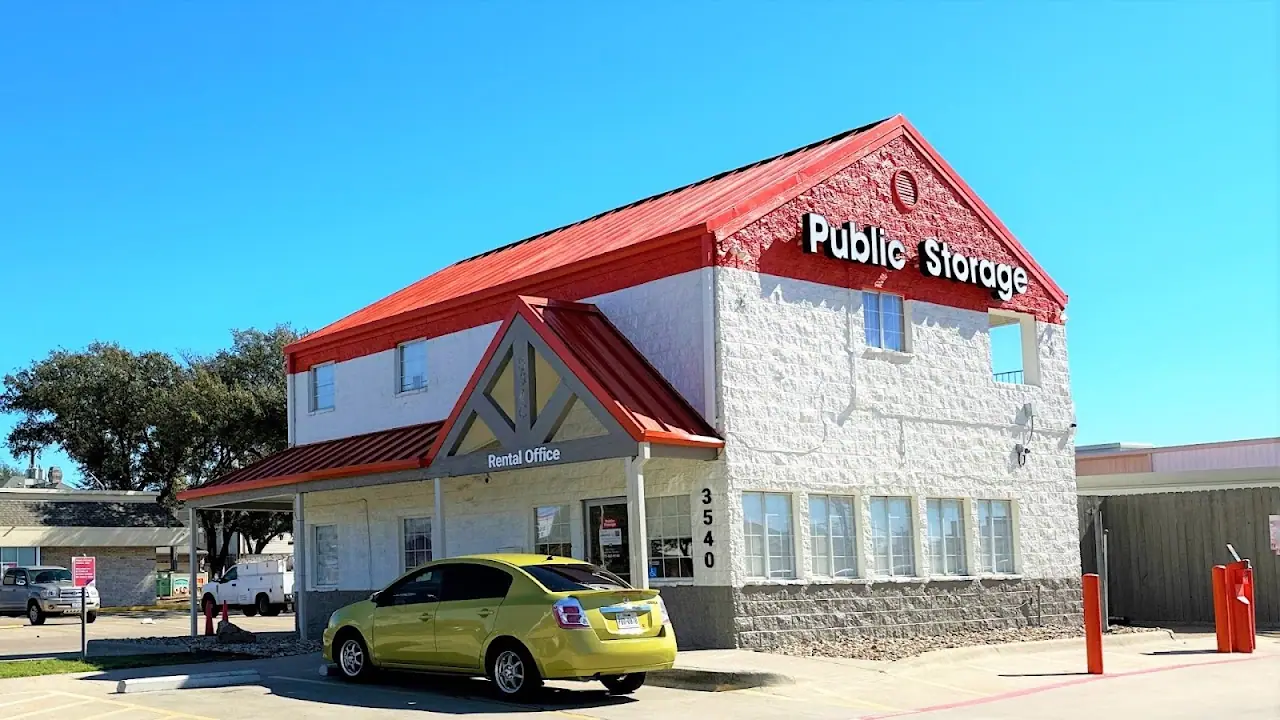 Public Storage, RV storage in Dallas