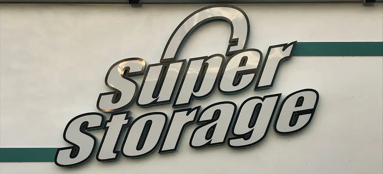 Super Storage Self Storage, RV storage in St. Petersburg