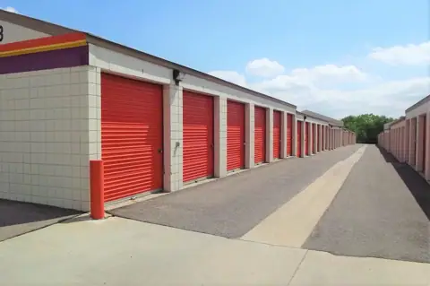 Public Storage photo 2