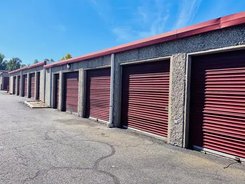 Storage Rentals of America photo 2