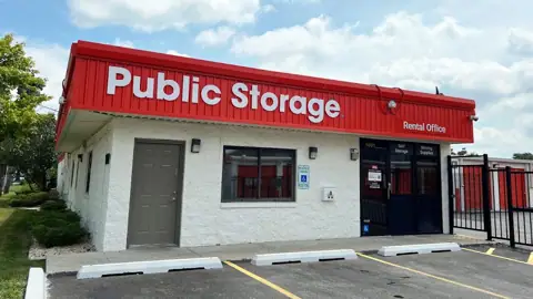 Public Storage in Chicago, IL