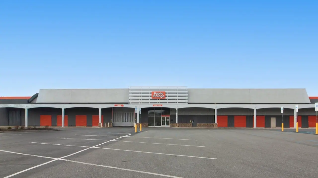 Public Storage, RV storage in Mantua Township