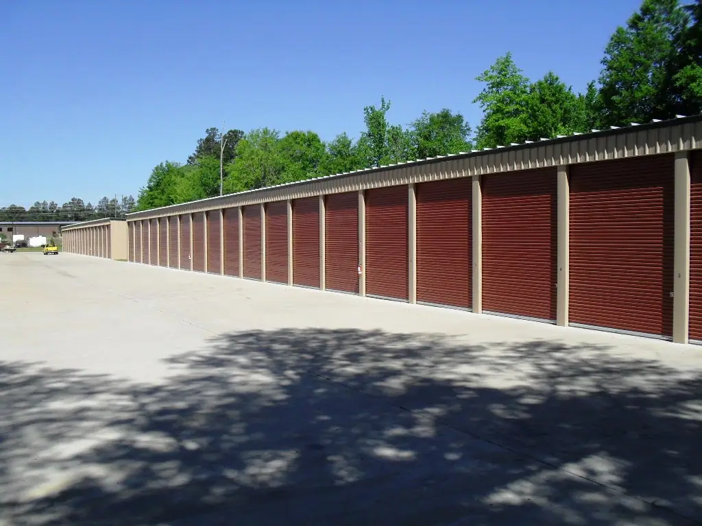 Tellus Self Storage - Brandon Boat & RV, RV storage in Brandon