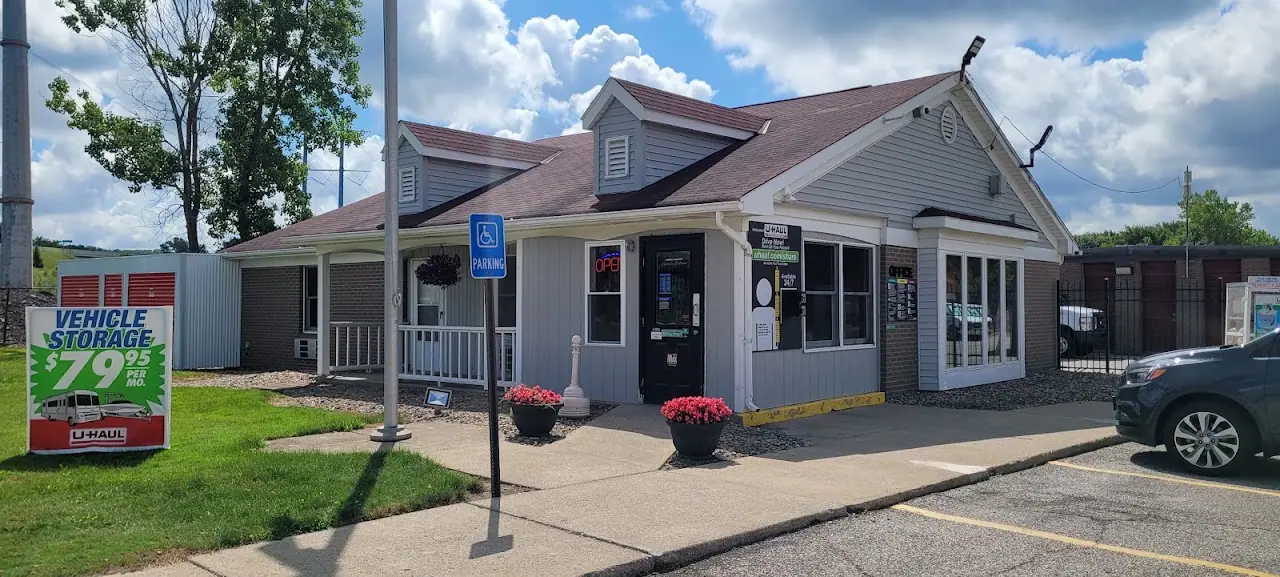 Self-Storage at U-Haul, RV storage in North Royalton