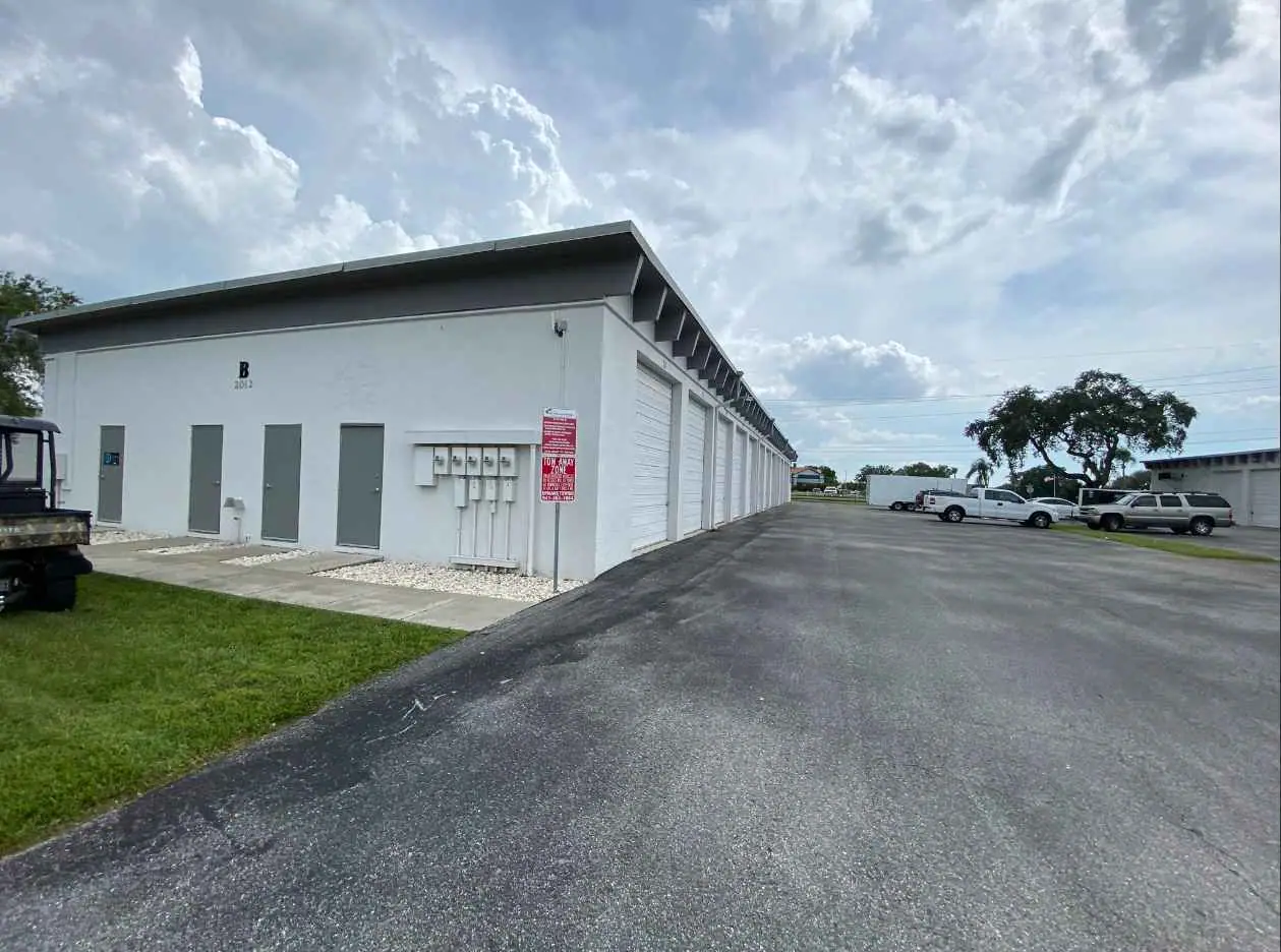 Otter Self Storage, RV storage in Sarasota