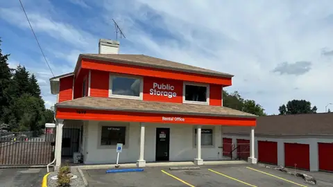 Public Storage photo 2