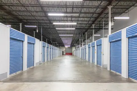 Devon Self Storage Memphis, Tennessee photo 3