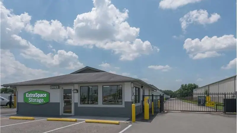Extra Space Storage, RV storage in Louisville
