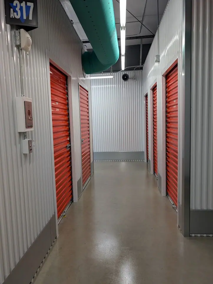 Self-Storage at U-Haul, RV storage in South Haven