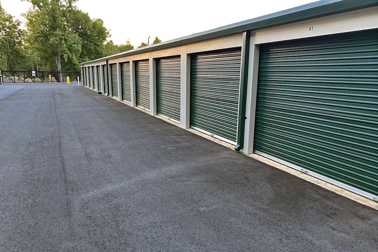 Storage Sense - Weaverville - Self Service, RV storage in Weaverville