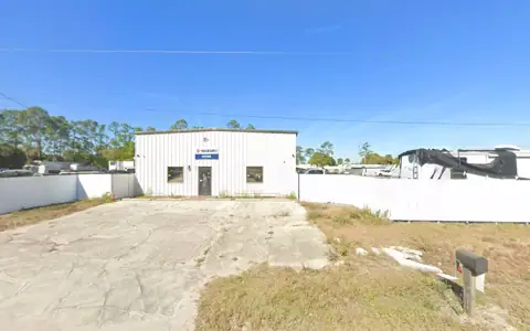 LaBelle's Industrial Parking Space Rentals photo 2