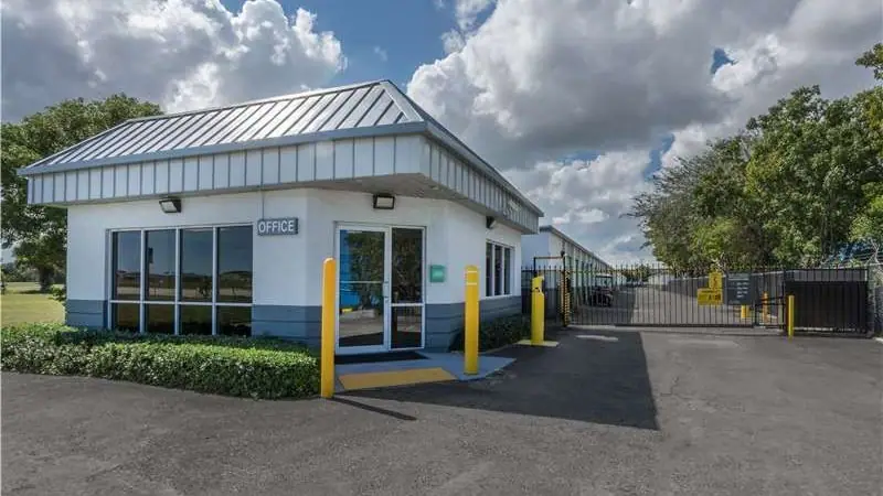 Extra Space Storage, RV storage in West Palm Beach