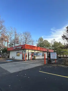 Public Storage photo 2