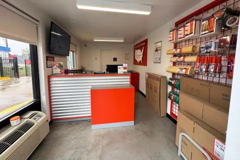 Public Storage photo 2