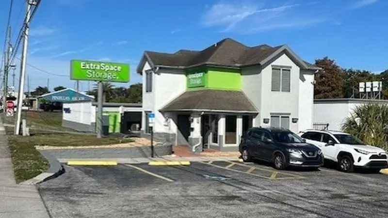 Extra Space Storage, RV storage in Seminole