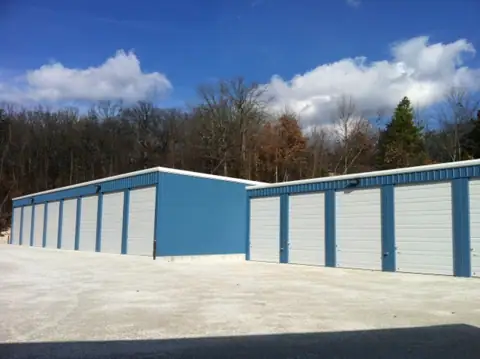 Easy Lake Storage photo 3