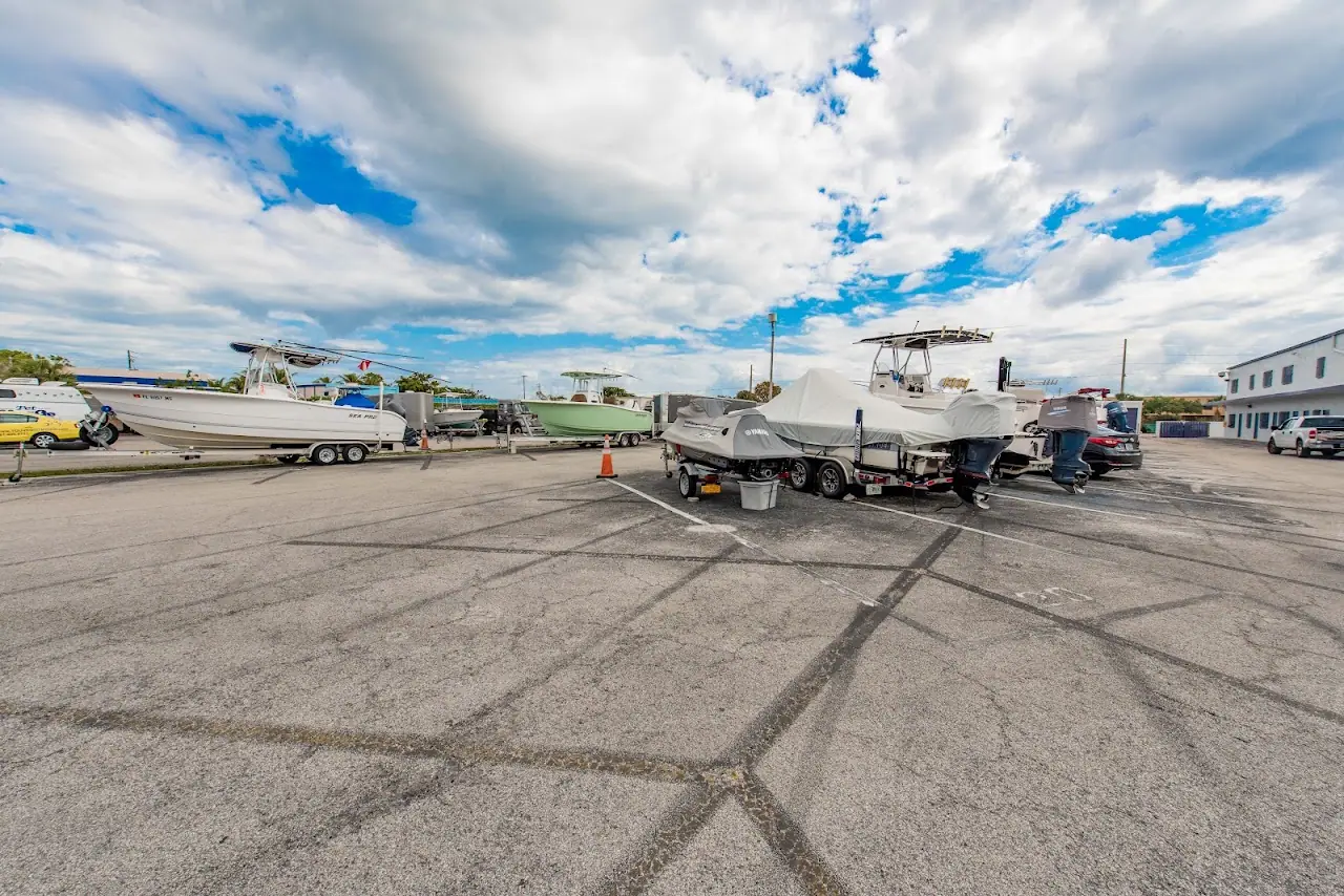 Mizner Storall of Boca Raton, RV storage in Boca Raton