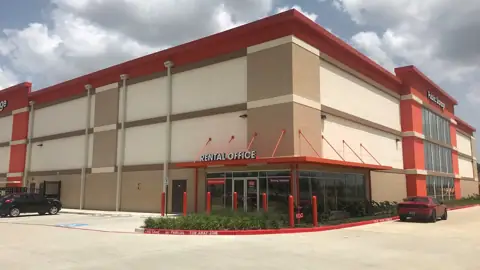 Public Storage photo 2
