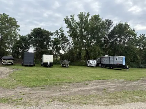 Syndicate St RV & Boat Storage photo 2