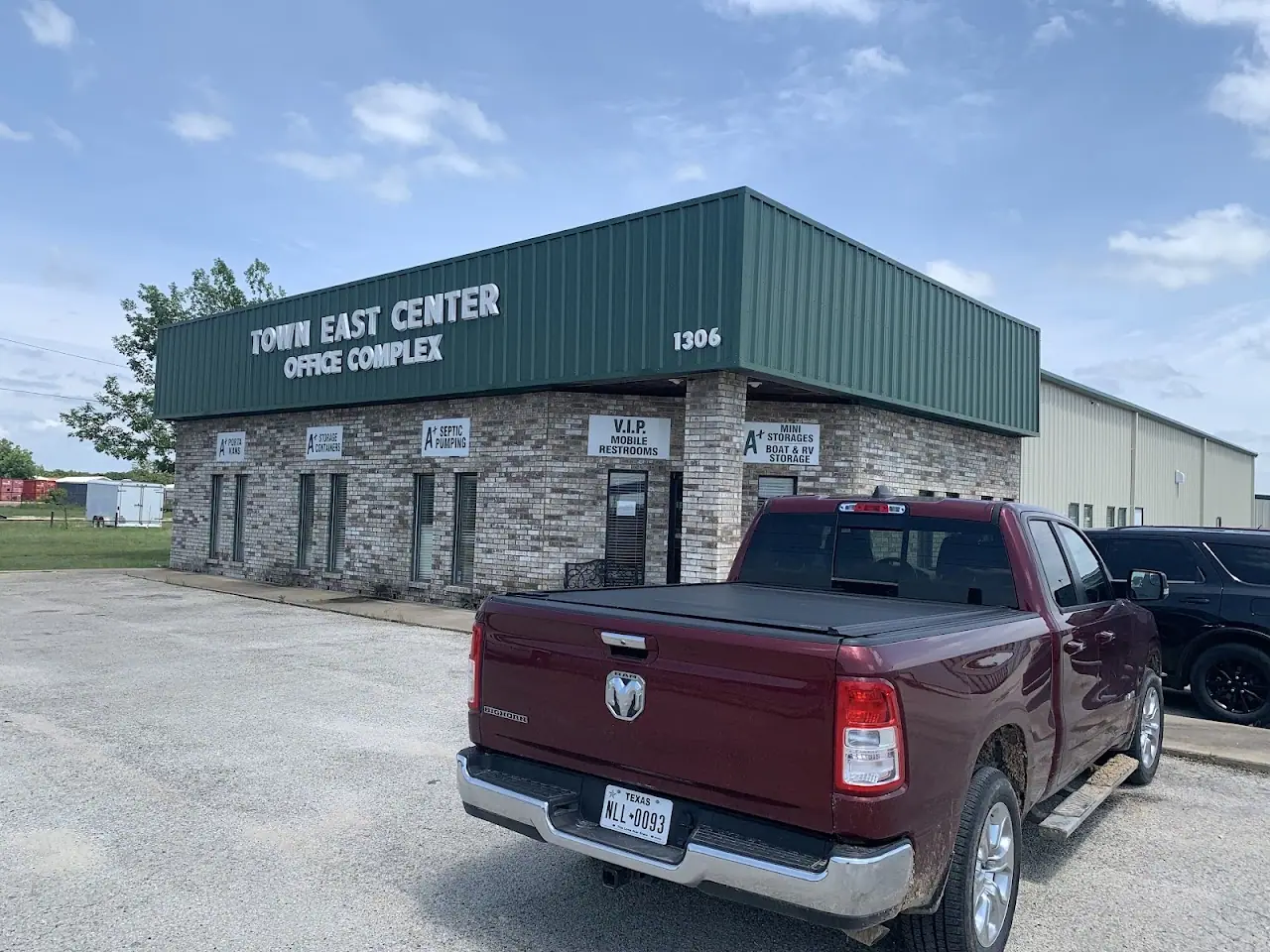 Neal Guthrie Companies Inc, RV storage in Stephenville