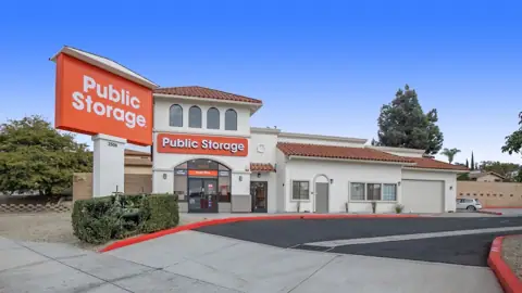 Public Storage photo 2