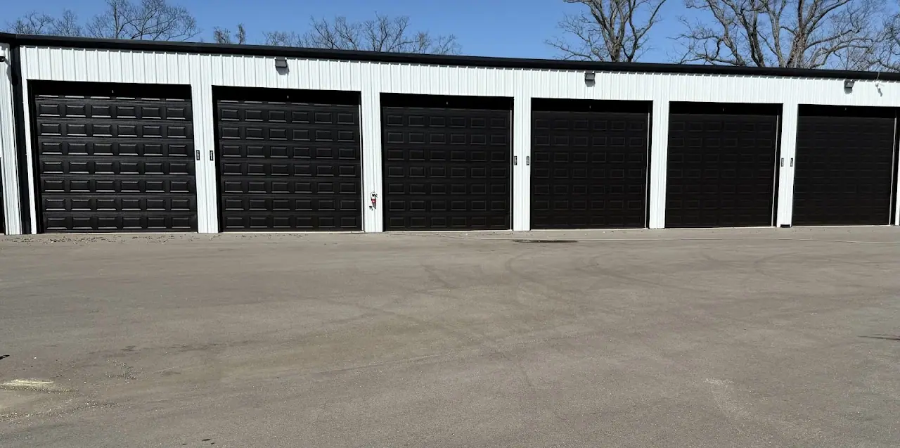 Serenity Storage Camdenton Climate & RV, RV storage in Camdenton