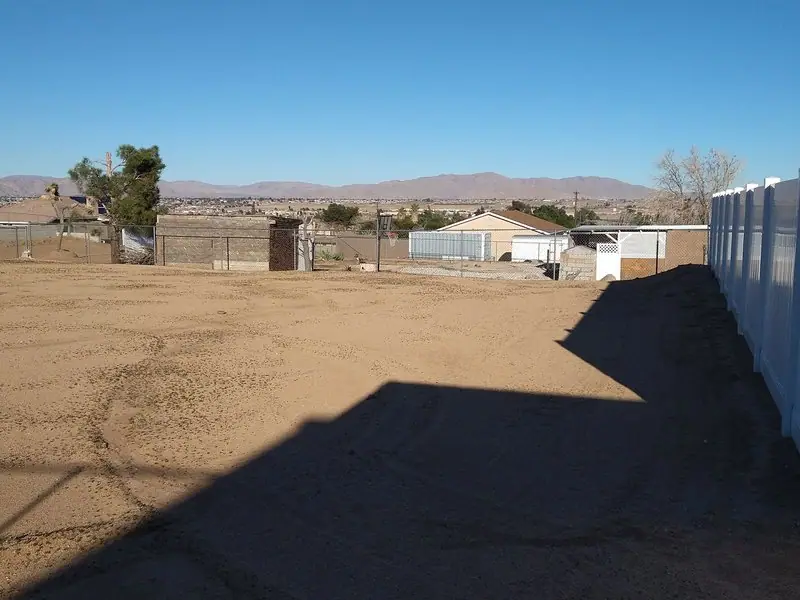Manzanita St Vehicle Storage, RV storage in Hesperia