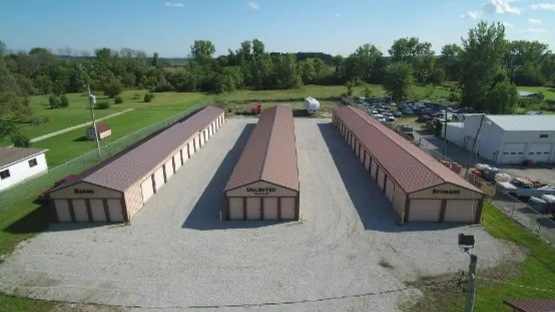 Barns Unlimited Storage Unit Facility, RV storage in Cambridge City