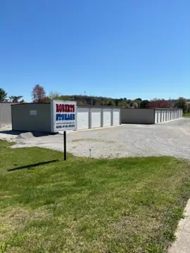 Roberts Storage photo 2
