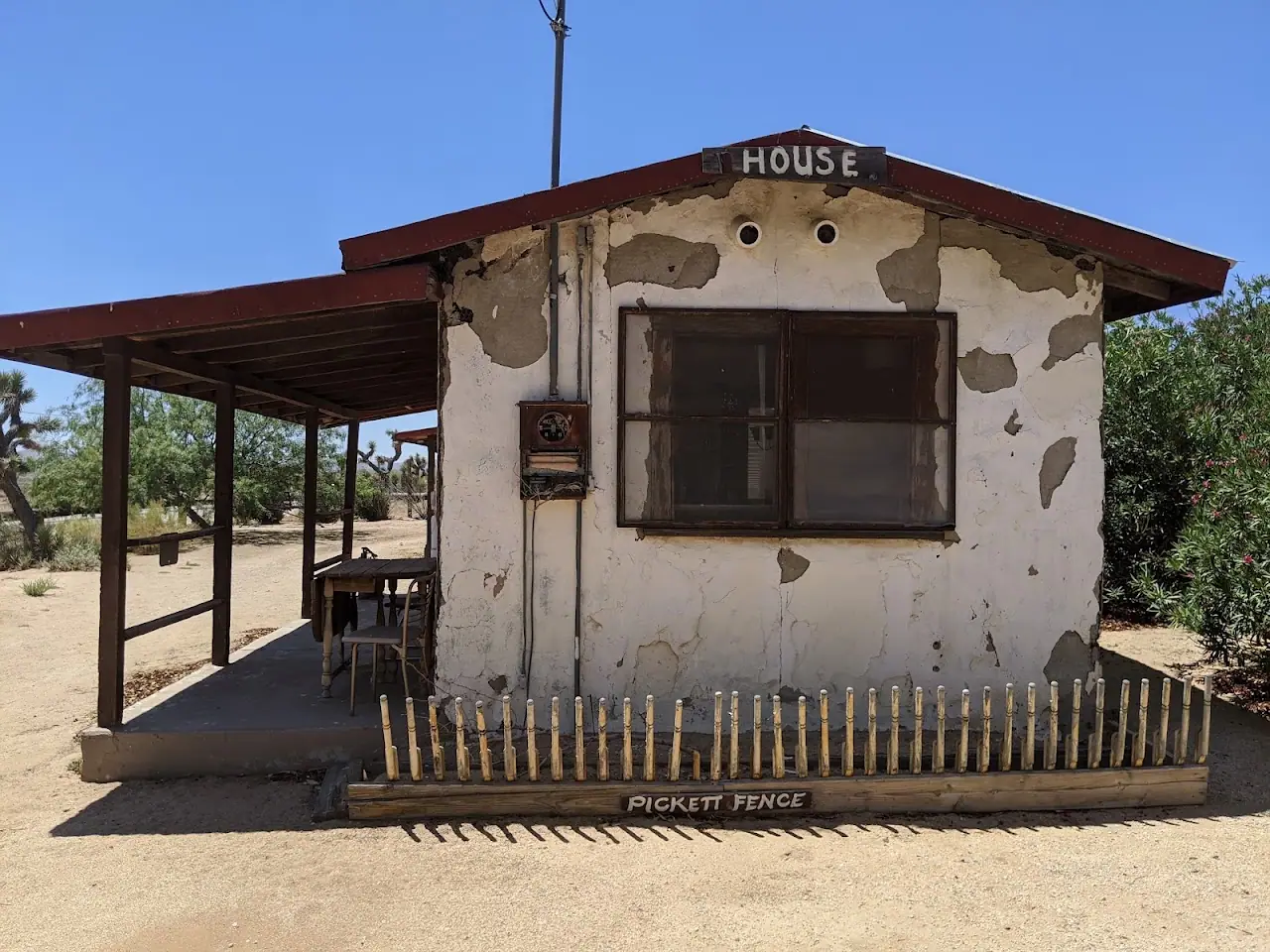 Robbers's Roost Ranch, RV storage in Inyokern