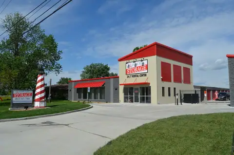 Lighthouse Storage in Evansville, IN