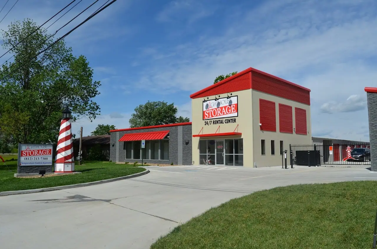 Lighthouse Storage, RV storage in Evansville