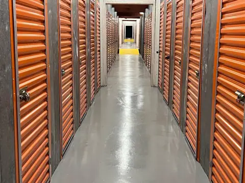 Public Storage photo 2