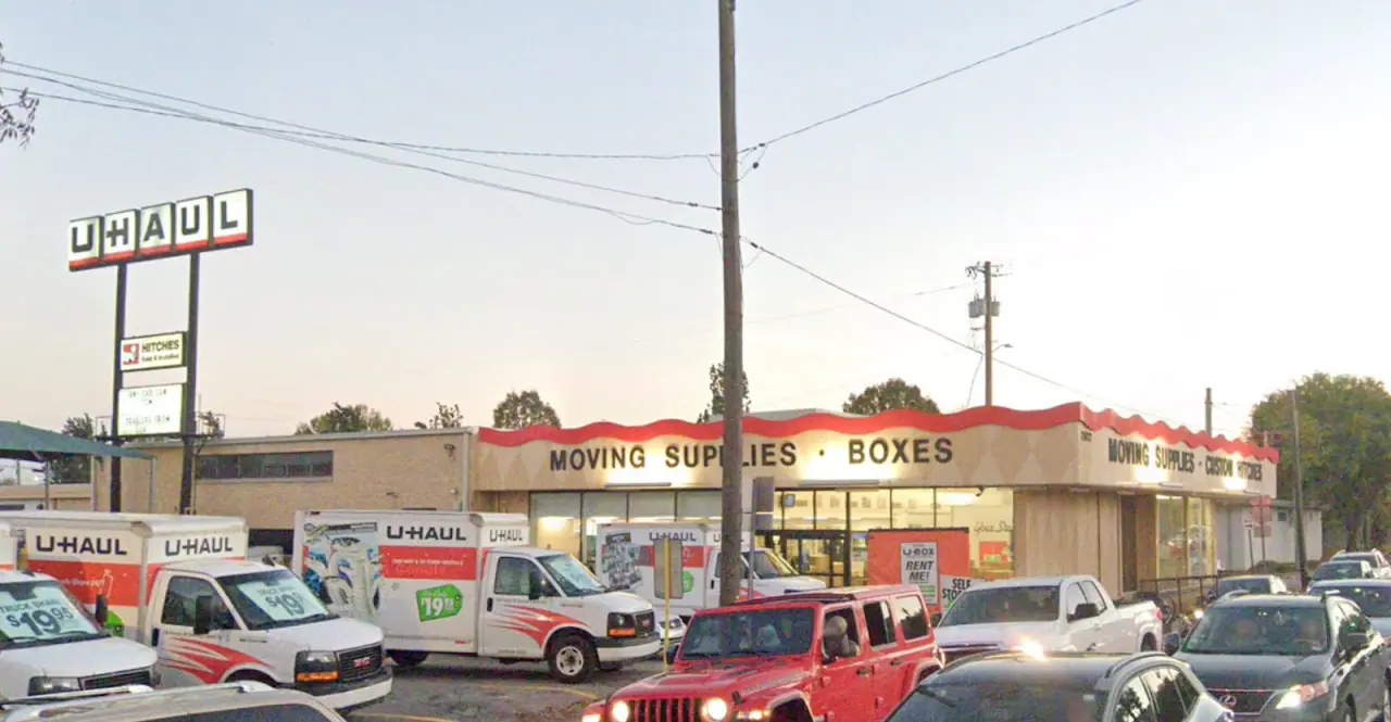 Self-Storage at U-Haul, RV storage in Chattanooga