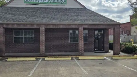 Extra Space Storage photo 2