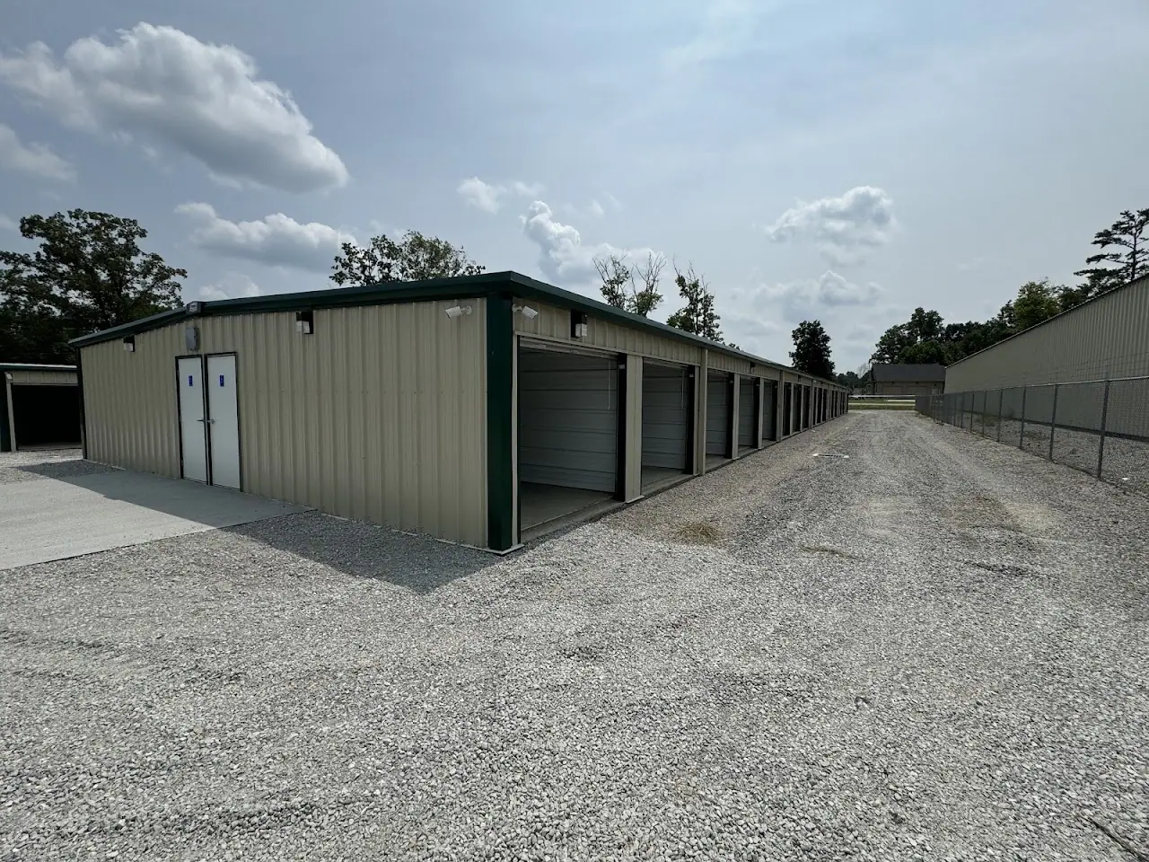 Keavy Self Storage - Large & Small units, RV storage in Corbin